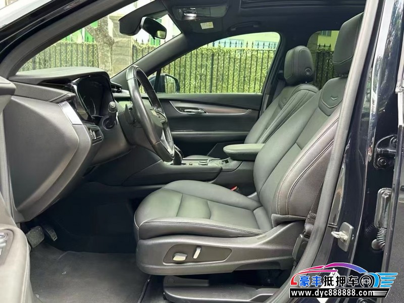 21年凯迪拉克xt6轿车抵押车出售