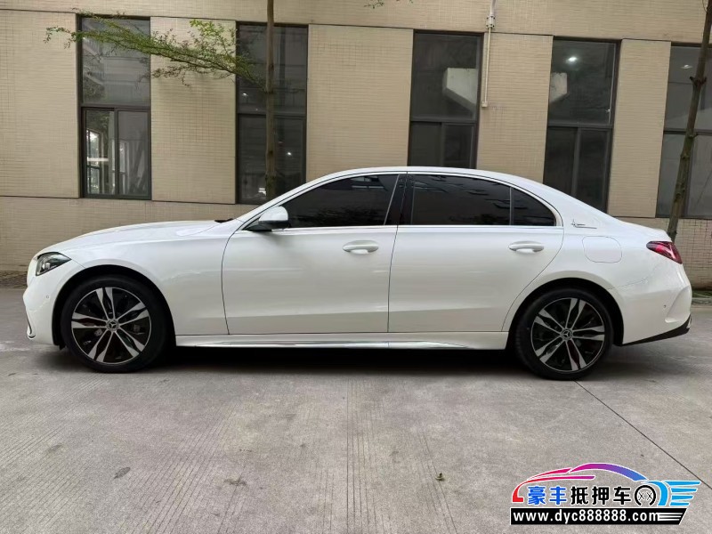 23年奔驰C轿车抵押车出售