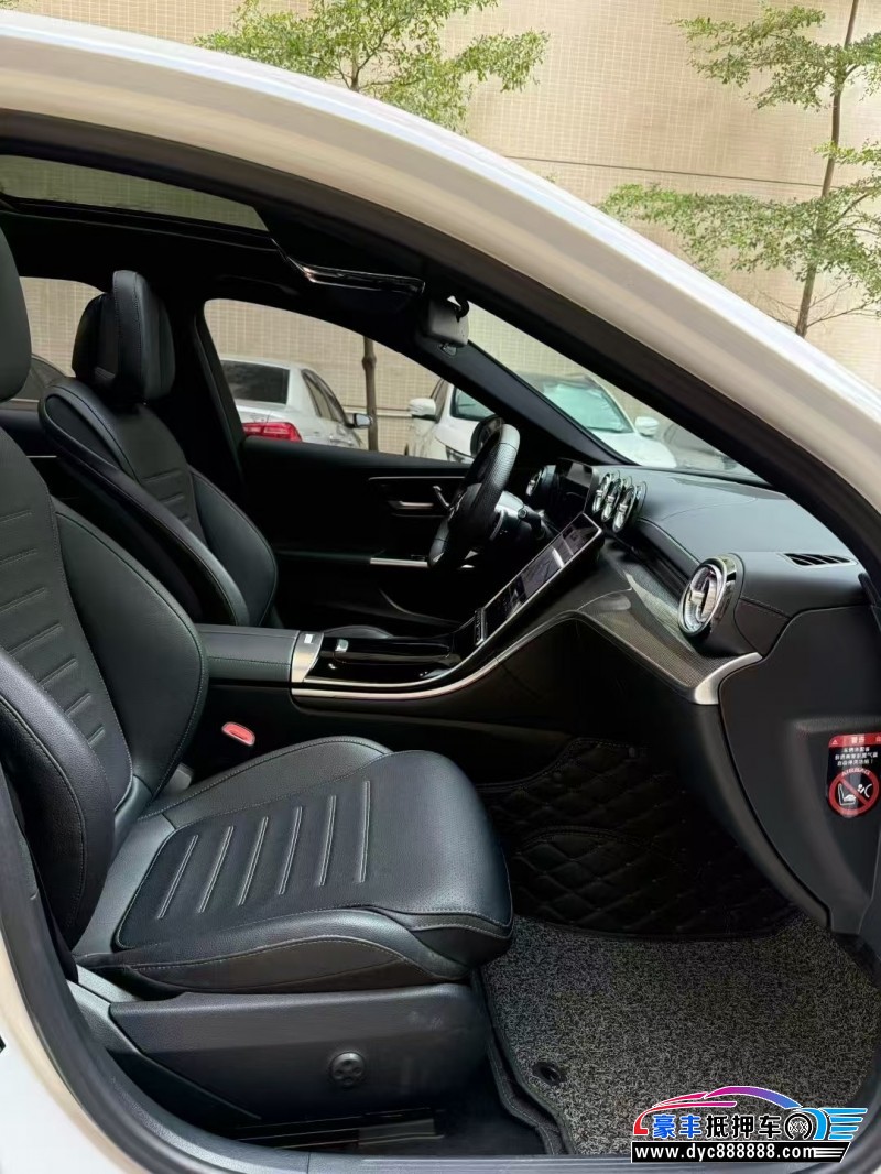 23年奔驰C轿车抵押车出售