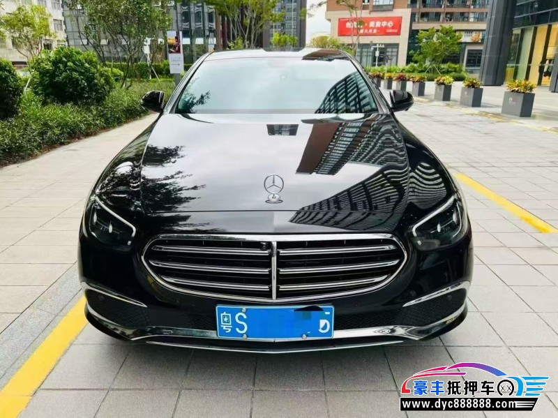 23年奔驰E轿车抵押车出售