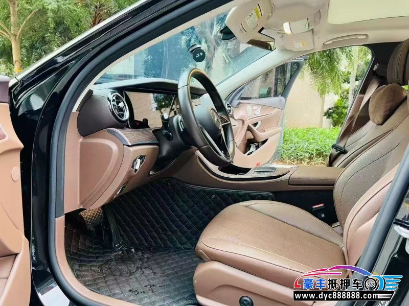 23年奔驰E轿车抵押车出售