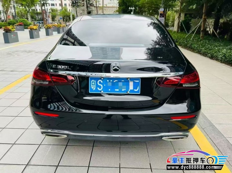 23年奔驰E轿车抵押车出售