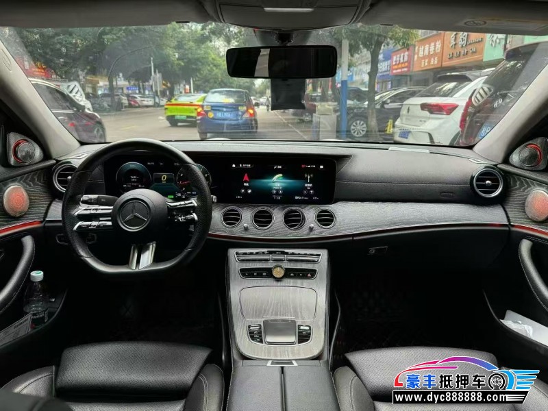 21年奔驰E轿车抵押车出售