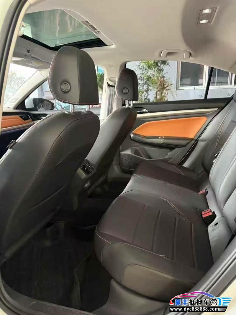 24年大众宝来轿车抵押车出售