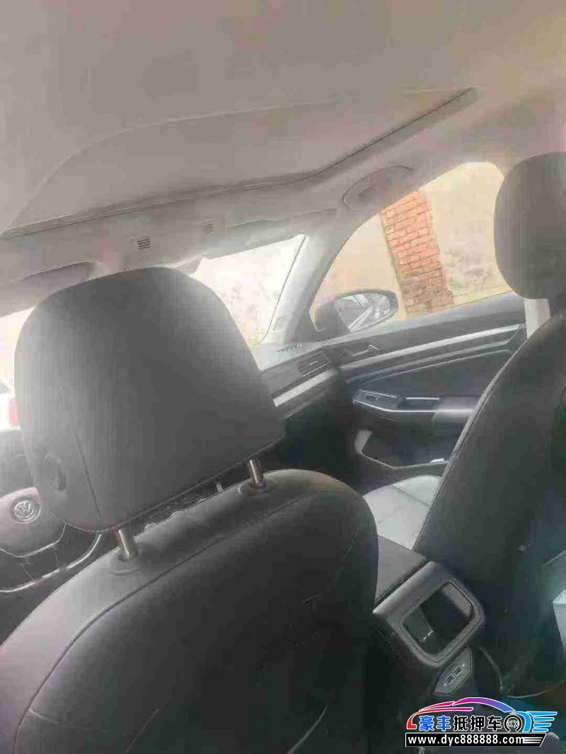 18年大众宝来轿车抵押车出售