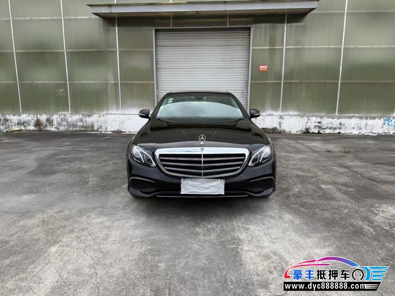 18年奔驰E轿车抵押车出售