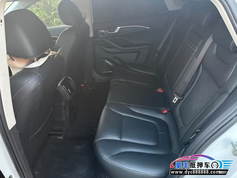 22年奔腾B70轿车抵押车出售