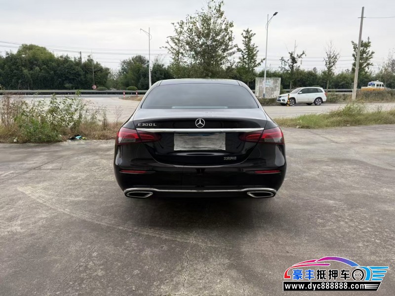 23年奔驰E轿车抵押车出售