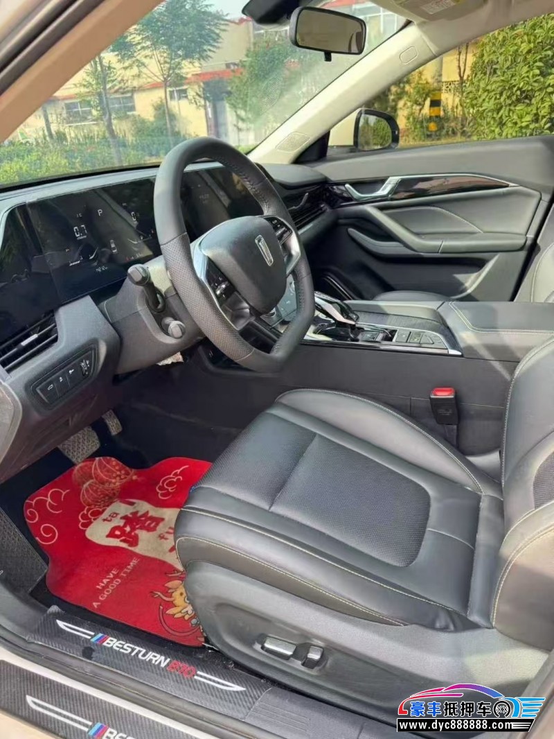 24年奔腾B70轿车抵押车出售