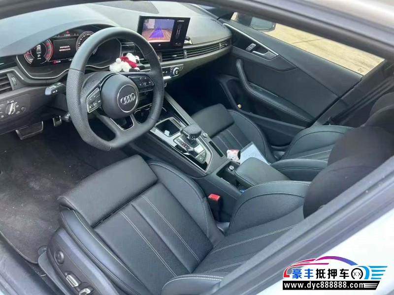 25年奥迪A4L轿车抵押车出售