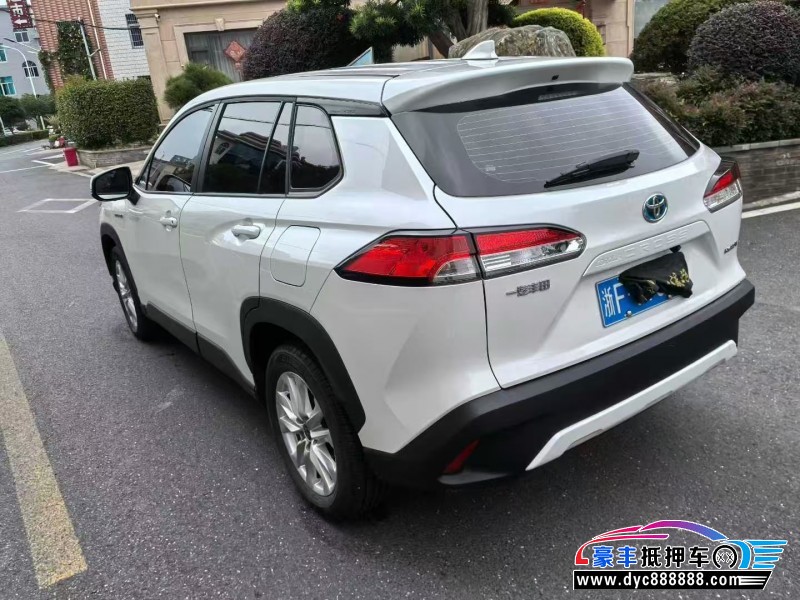 24年丰田锐放轿车抵押车出售