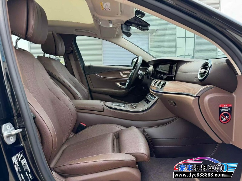 22年奔驰E轿车抵押车出售