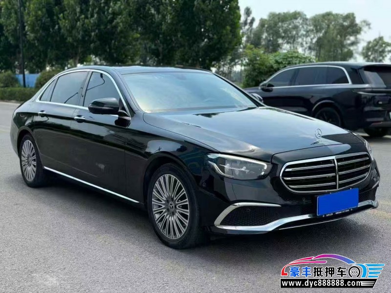 22年奔驰E轿车抵押车出售