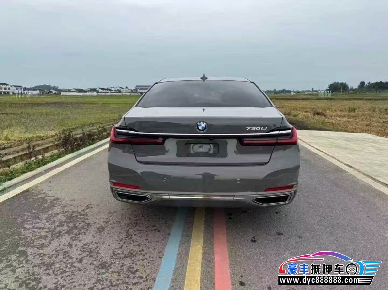 20年宝马7系轿车抵押车出售