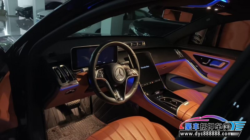 22年奔驰S轿车抵押车出售