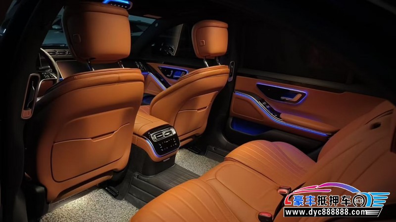 22年奔驰S轿车抵押车出售