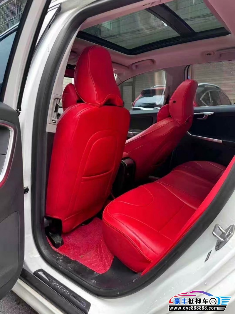 16年沃尔沃XC60轿车抵押车出售