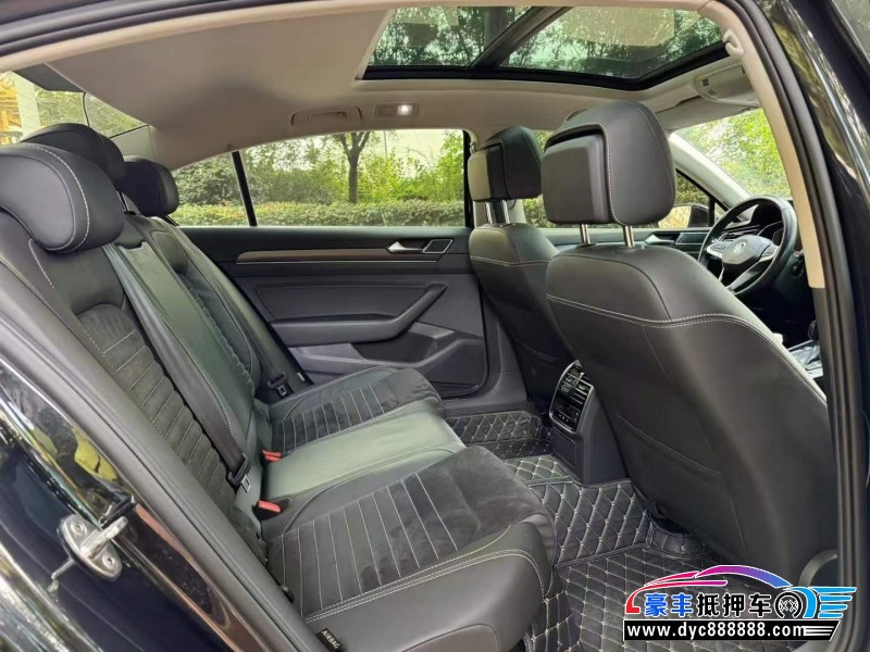 20年大众迈腾轿车抵押车出售