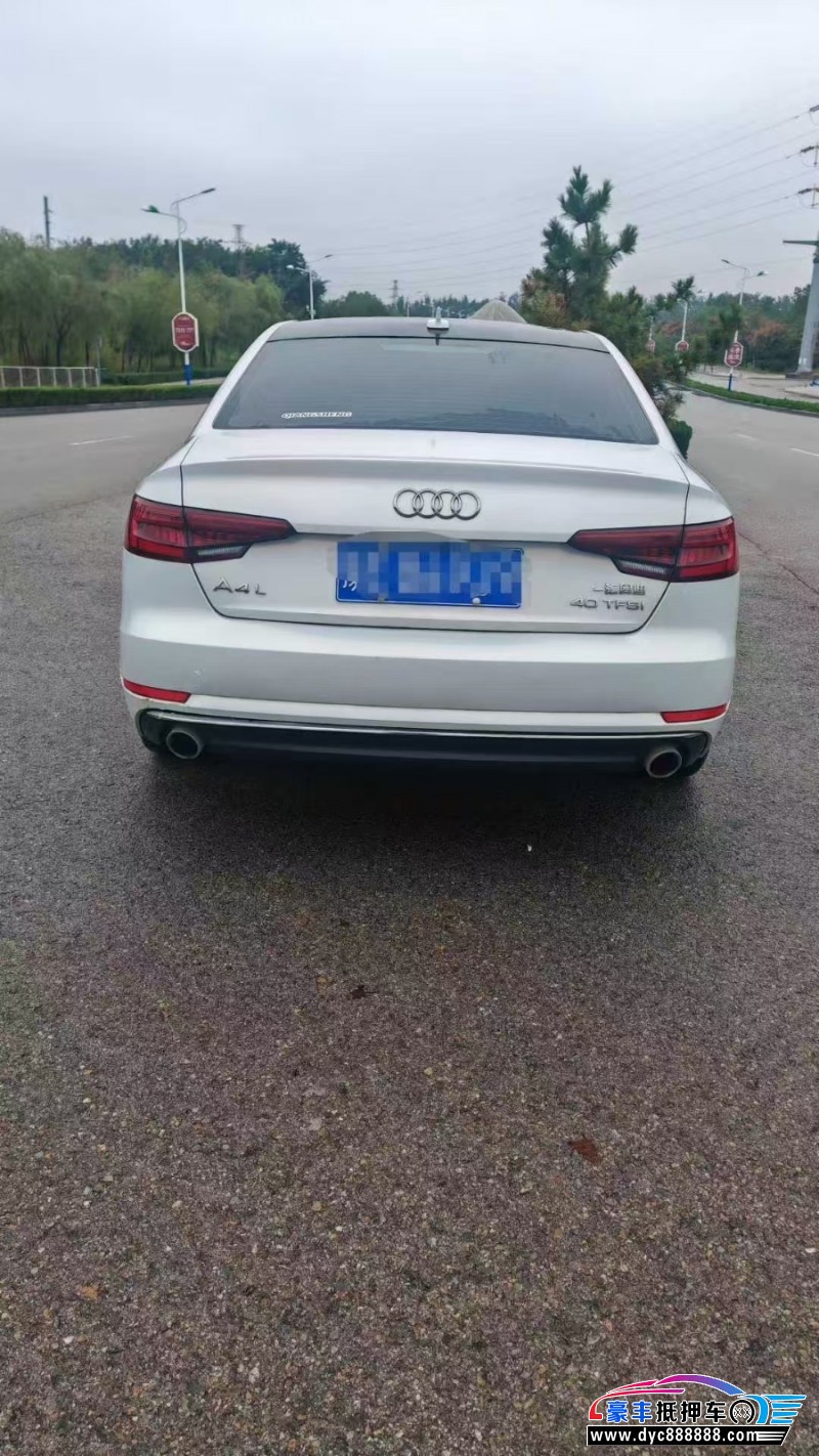 18年奥迪A4L轿车抵押车出售