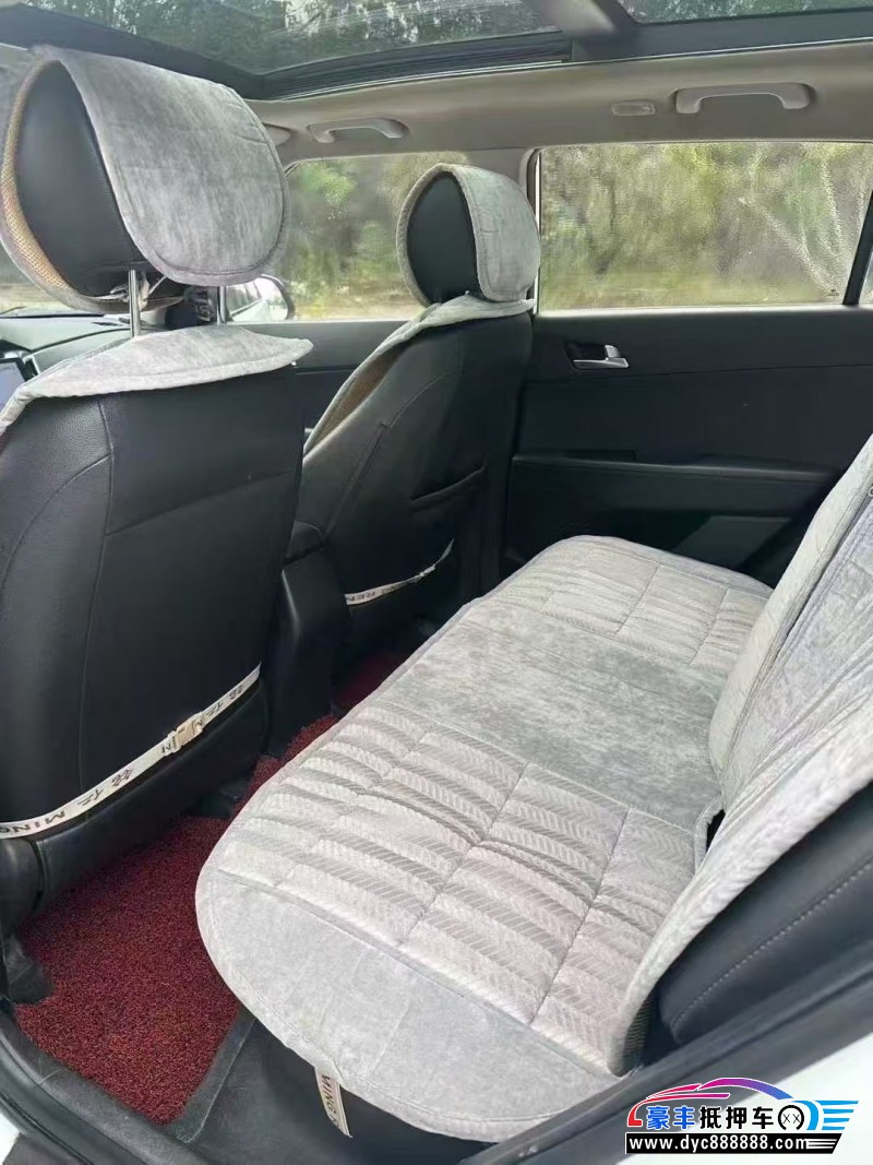 17年现代ix25SUV抵押车出售