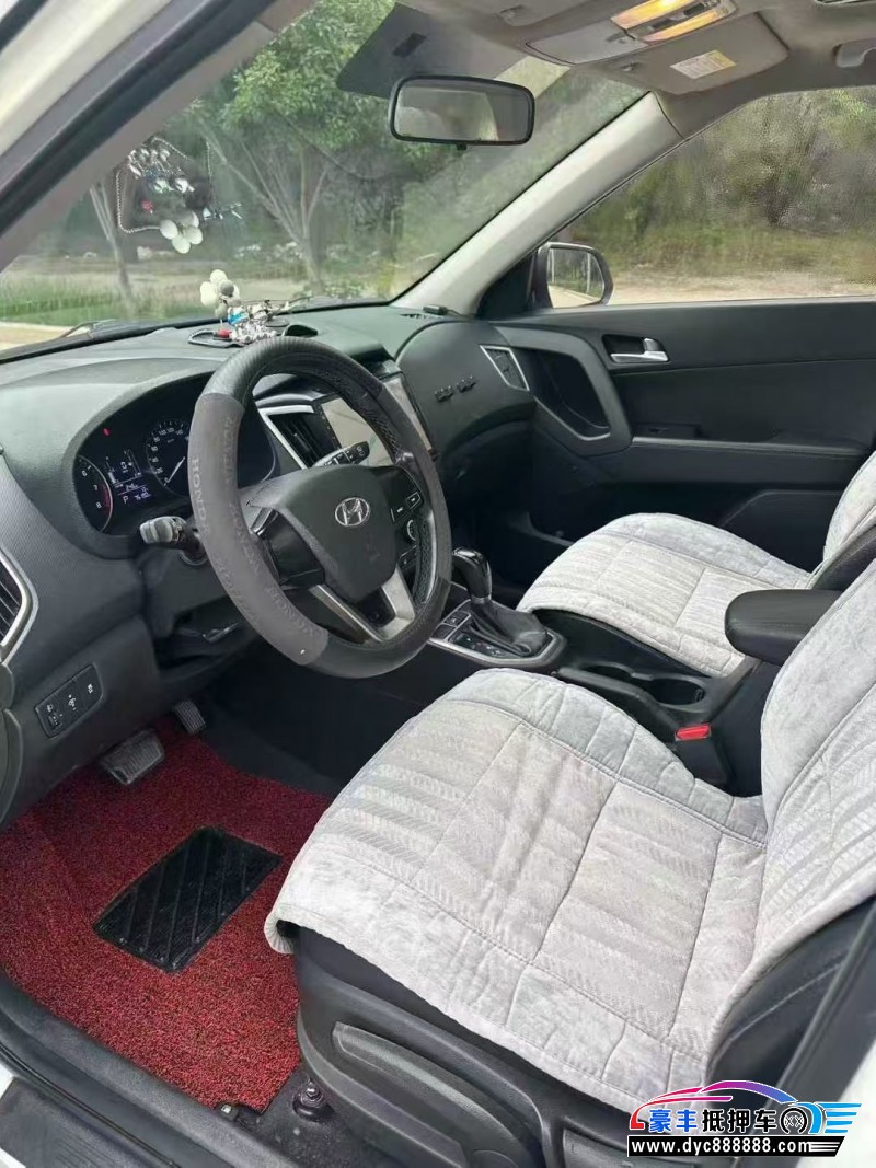 17年现代ix25SUV抵押车出售