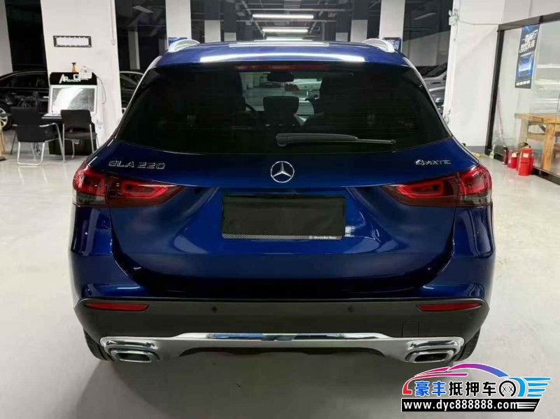 24年奔驰GLA轿车抵押车出售