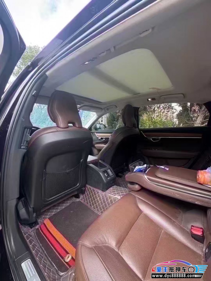 19年沃尔沃S90轿车抵押车出售