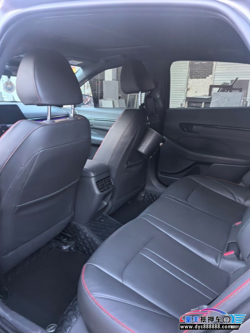 23年现代索纳塔轿车抵押车出售