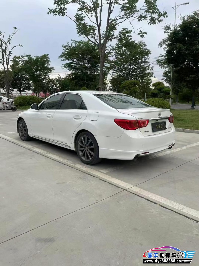 12年丰田锐志轿车抵押车出售