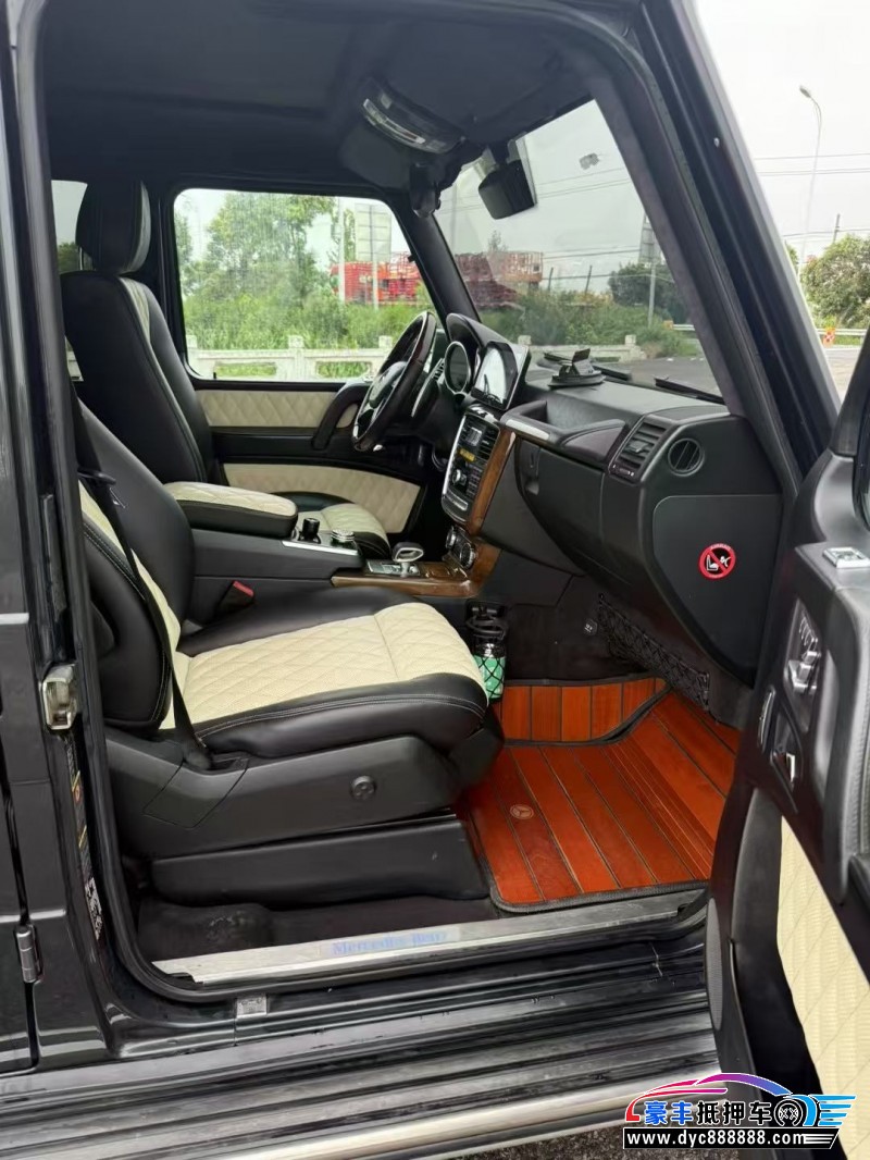 14年奔驰G轿车抵押车出售