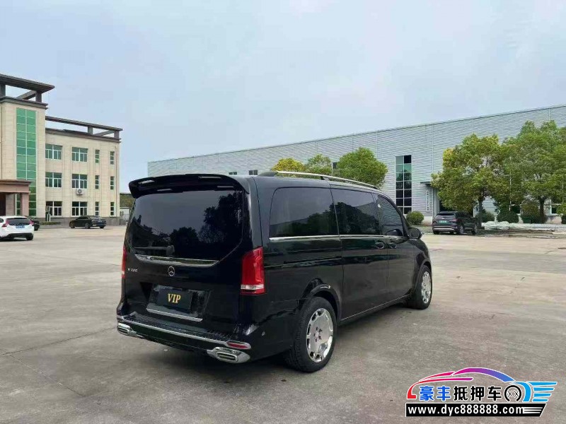 21年奔驰V轿车抵押车出售