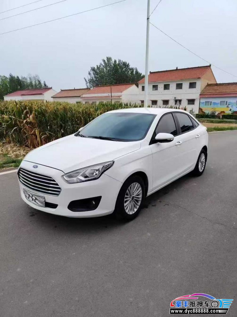 17年福特福睿斯轿车抵押车出售