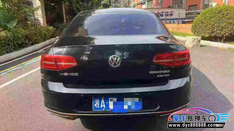 18年大众迈腾轿车抵押车出售