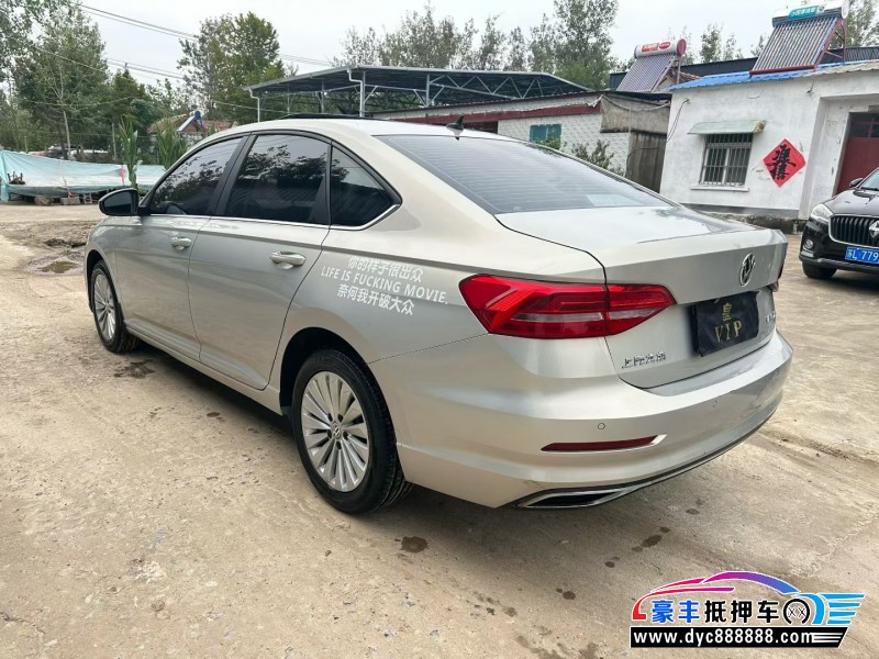 18年大众朗逸轿车抵押车出售