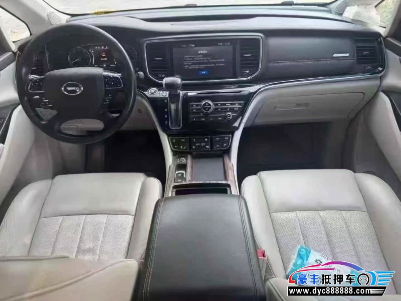 19年传祺M8轿车抵押车出售