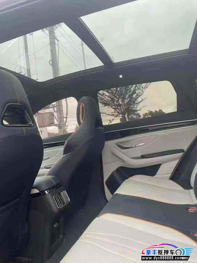 24年比亚迪宋轿车抵押车出售