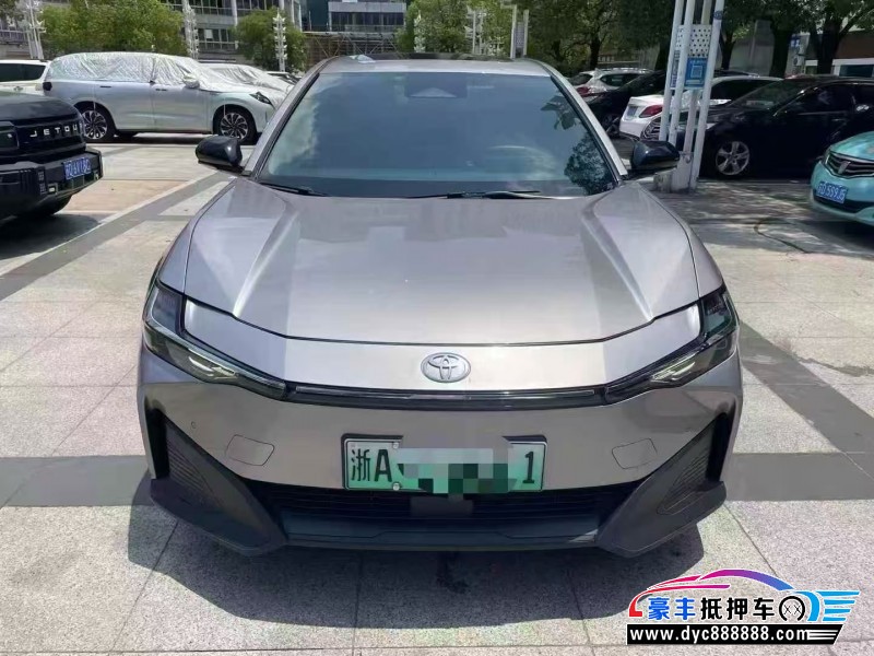 24年丰田BZ3轿车抵押车出售