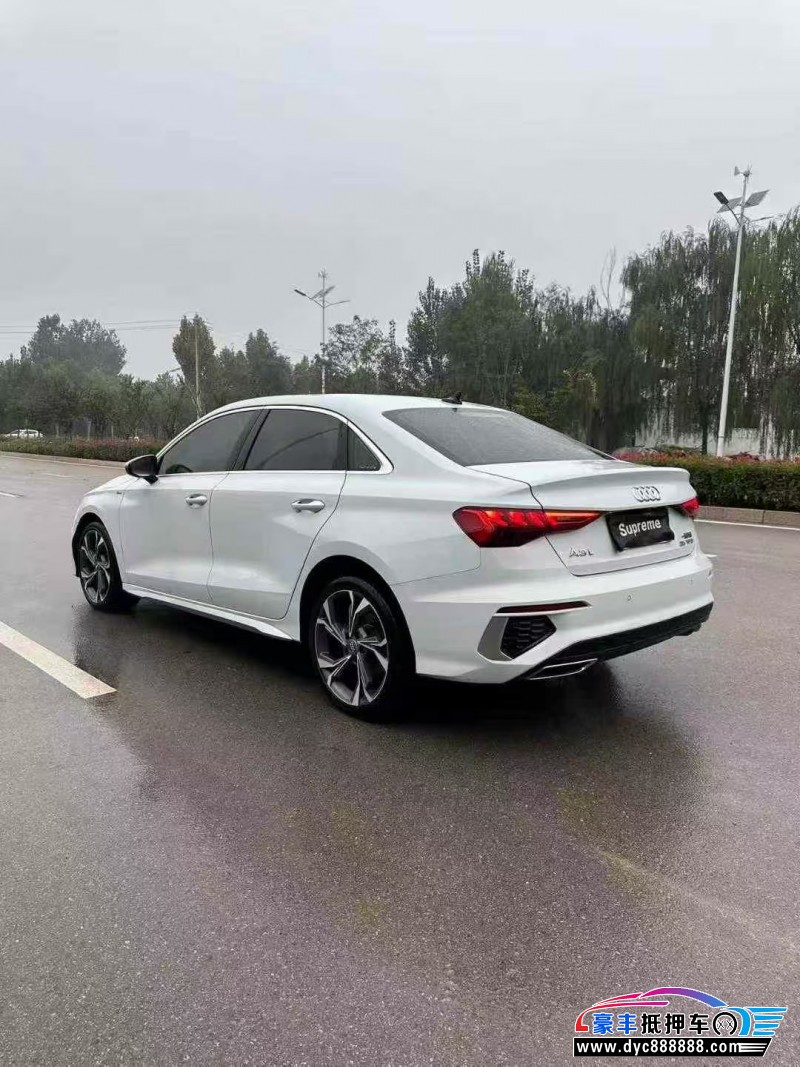 21年奥迪A3轿车抵押车出售