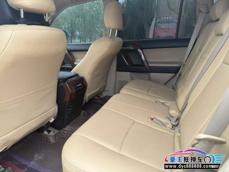 12年丰田普拉多（霸道）轿车抵押车出售