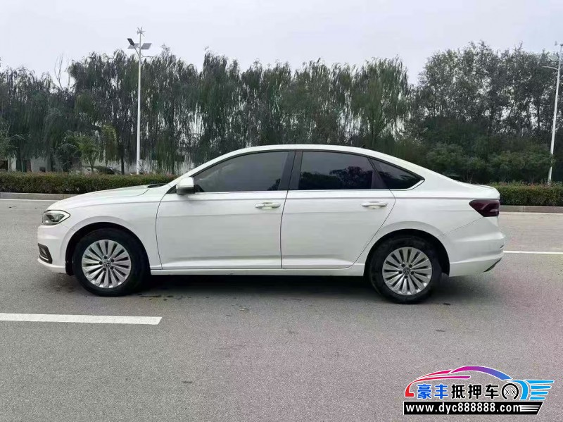 21年大众朗逸轿车抵押车出售