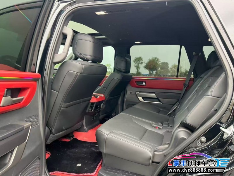 25年丰田红杉轿车抵押车出售