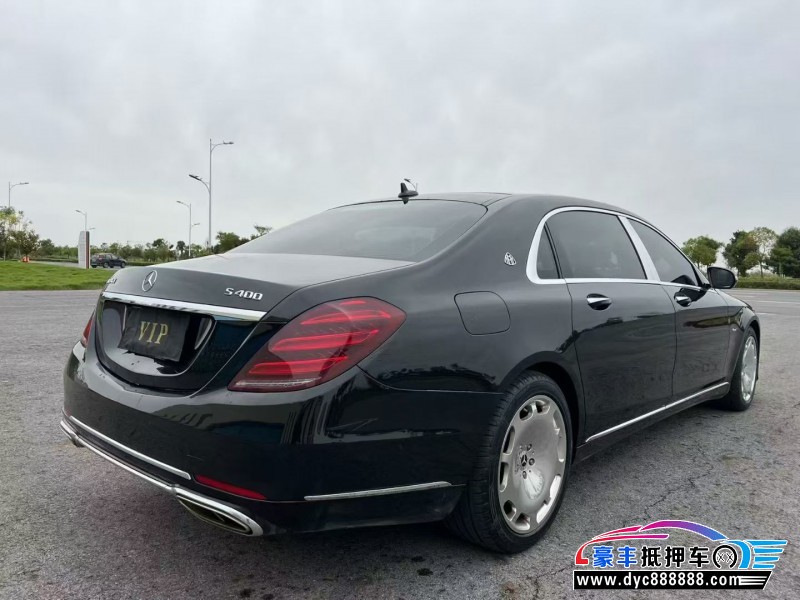 16年奔驰迈巴赫S级轿车抵押车出售