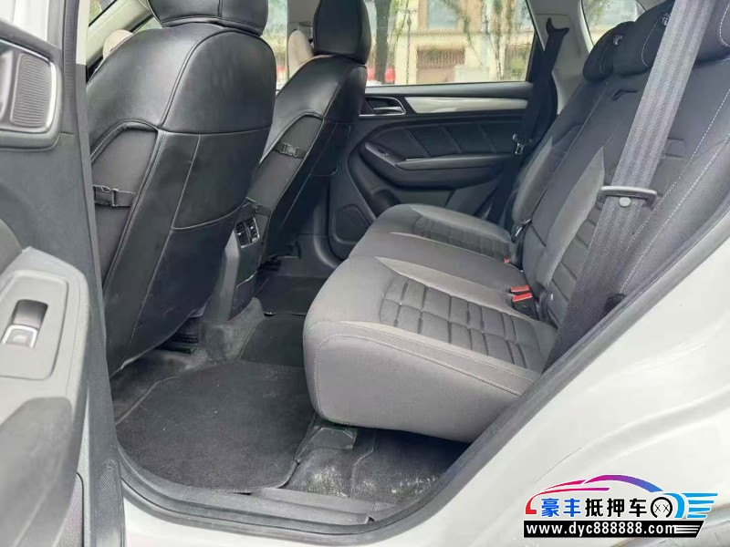 19年荣威RX5轿车抵押车出售