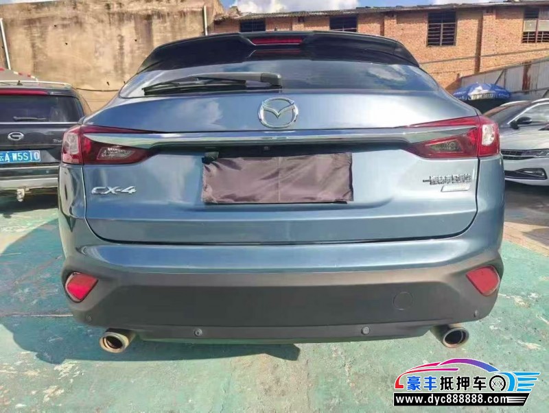 16年马自达CX-4轿车抵押车出售