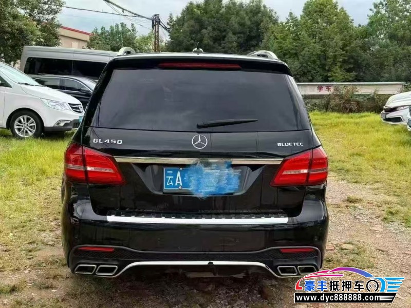 13年奔驰GL轿车抵押车出售