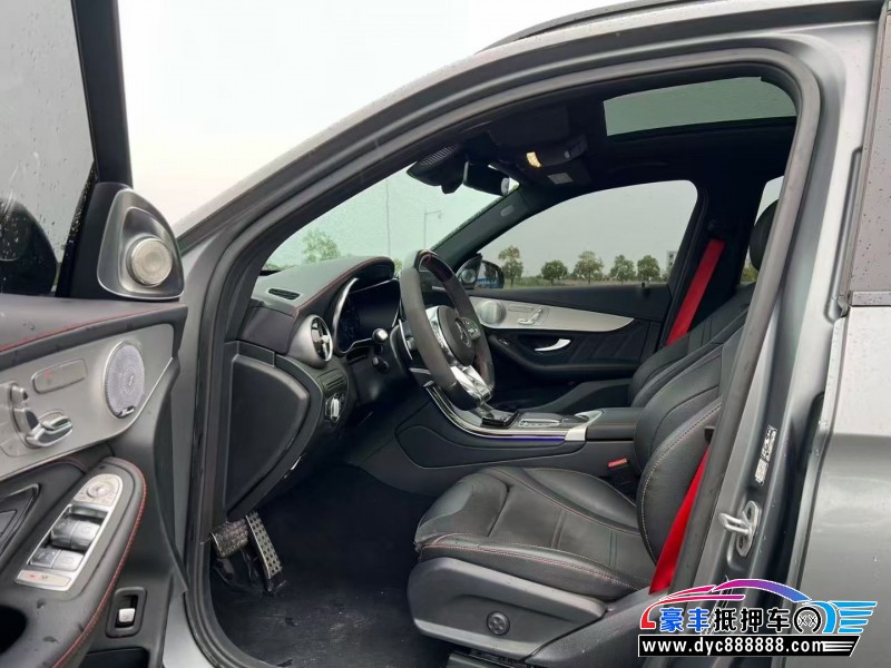 22年奔驰GLC轿车抵押车出售