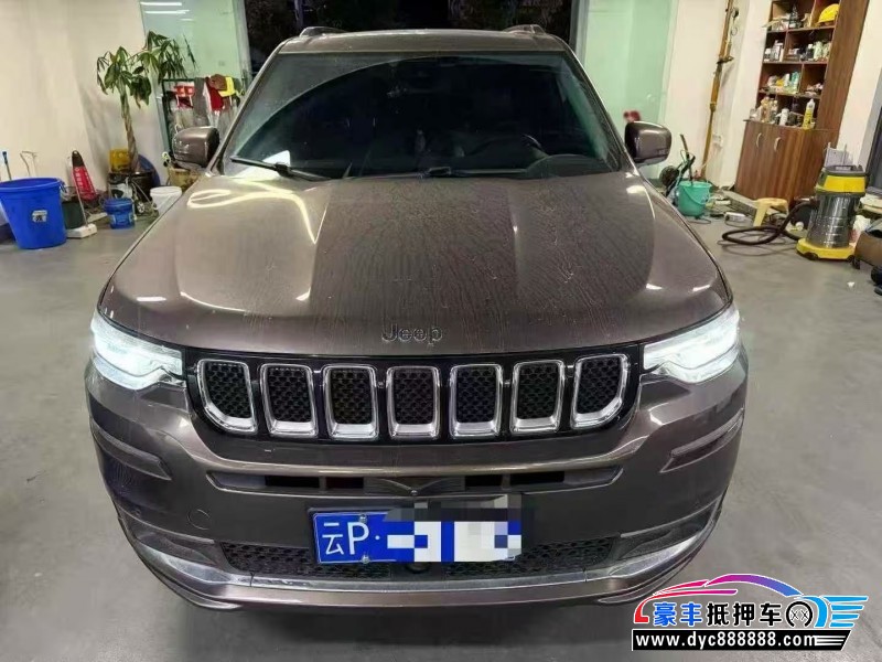 18年Jeep指挥官轿车抵押车出售