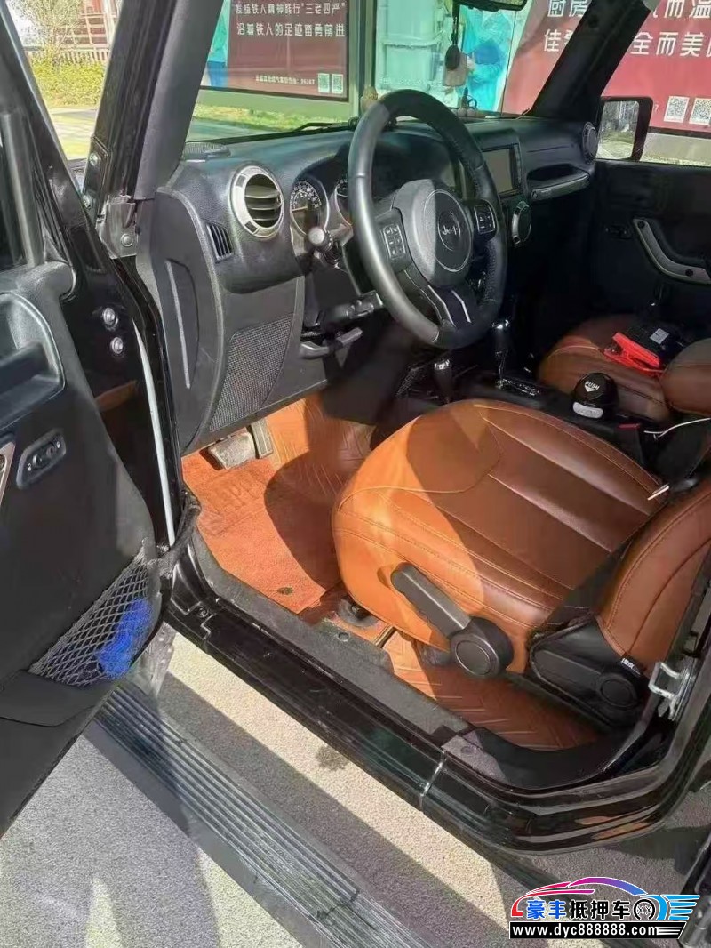 16年Jeep牧马人轿车抵押车出售