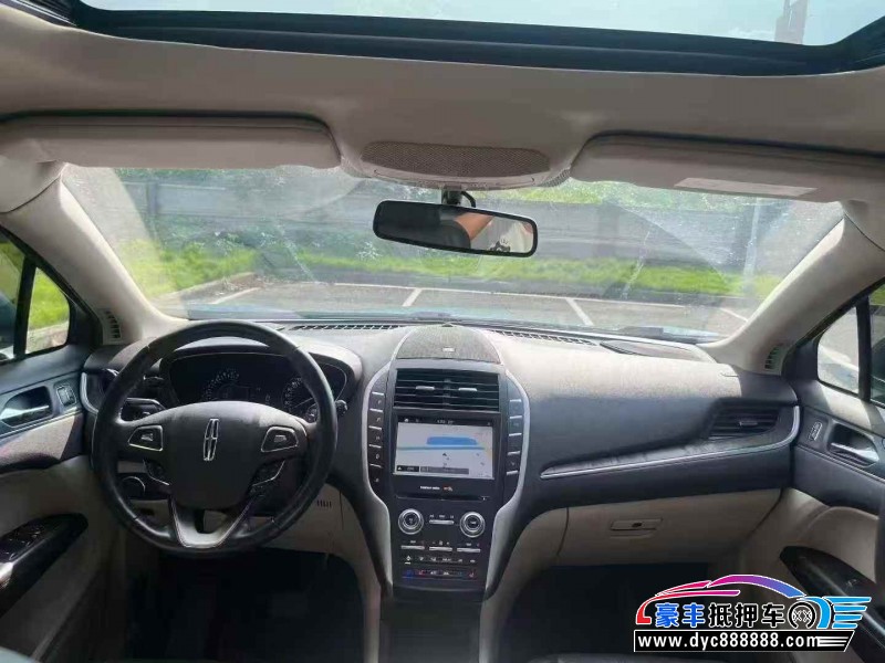 18年林肯MKC轿车抵押车出售