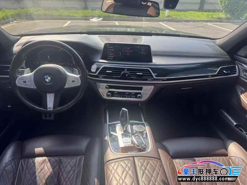 19年宝马7系轿车抵押车出售